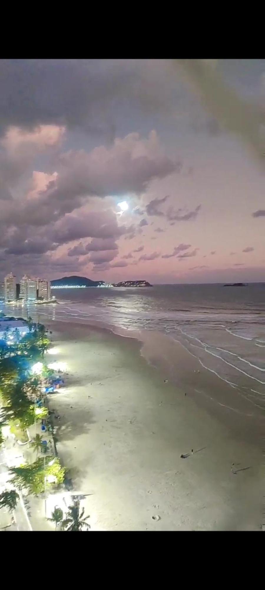 Apartamento 4 Quartos De Frente O Mar, Pitangueiras Guarujá